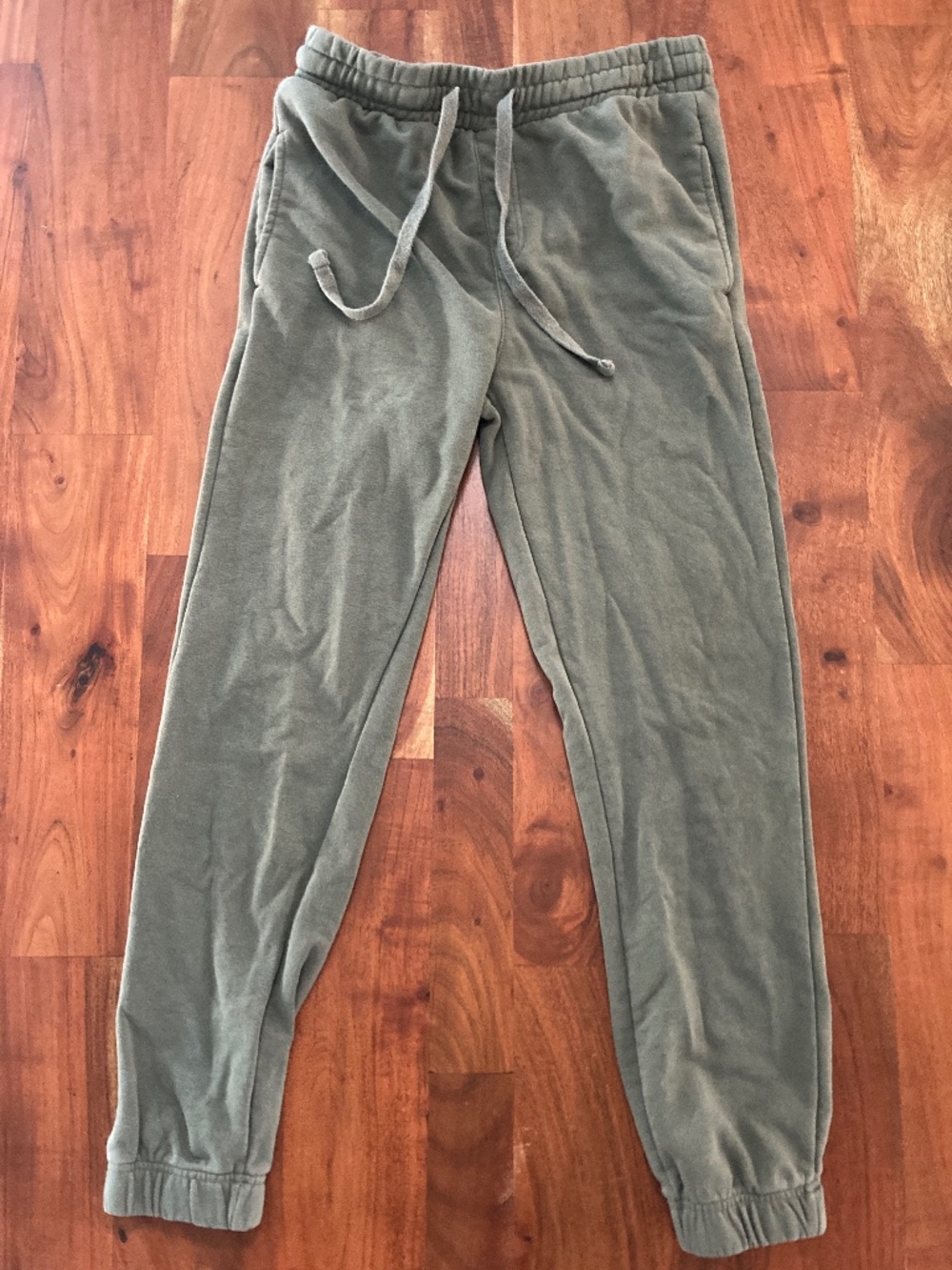 VGUC No Boundaries Size S (28-30) Green Joggers